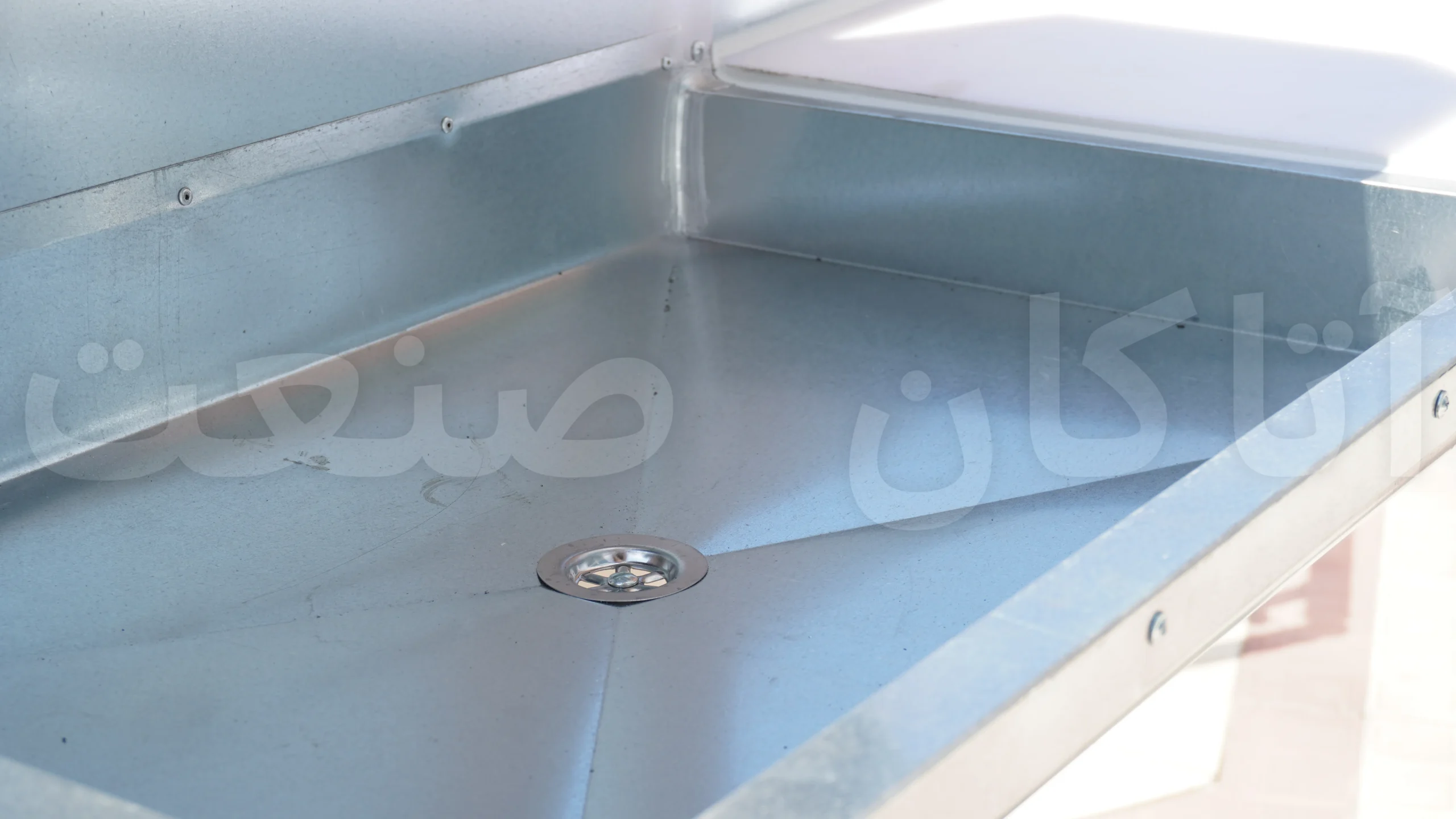 لگن یا سینک دستگاه مرغ خورد کن صنعتی کامل لگن پایه دار و میز کار
